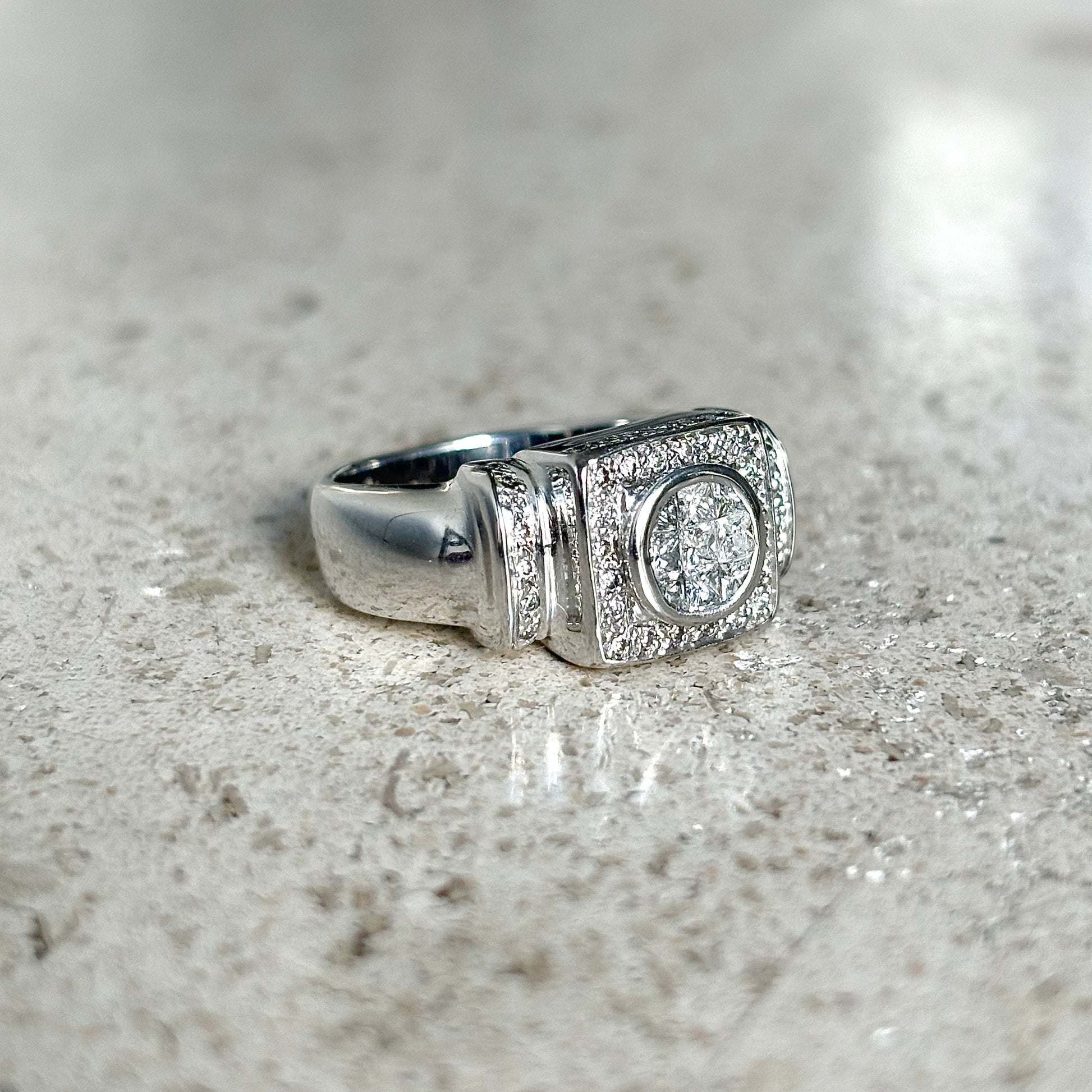 Bague Tank Art Déco - Or Blanc 750 & Diamants