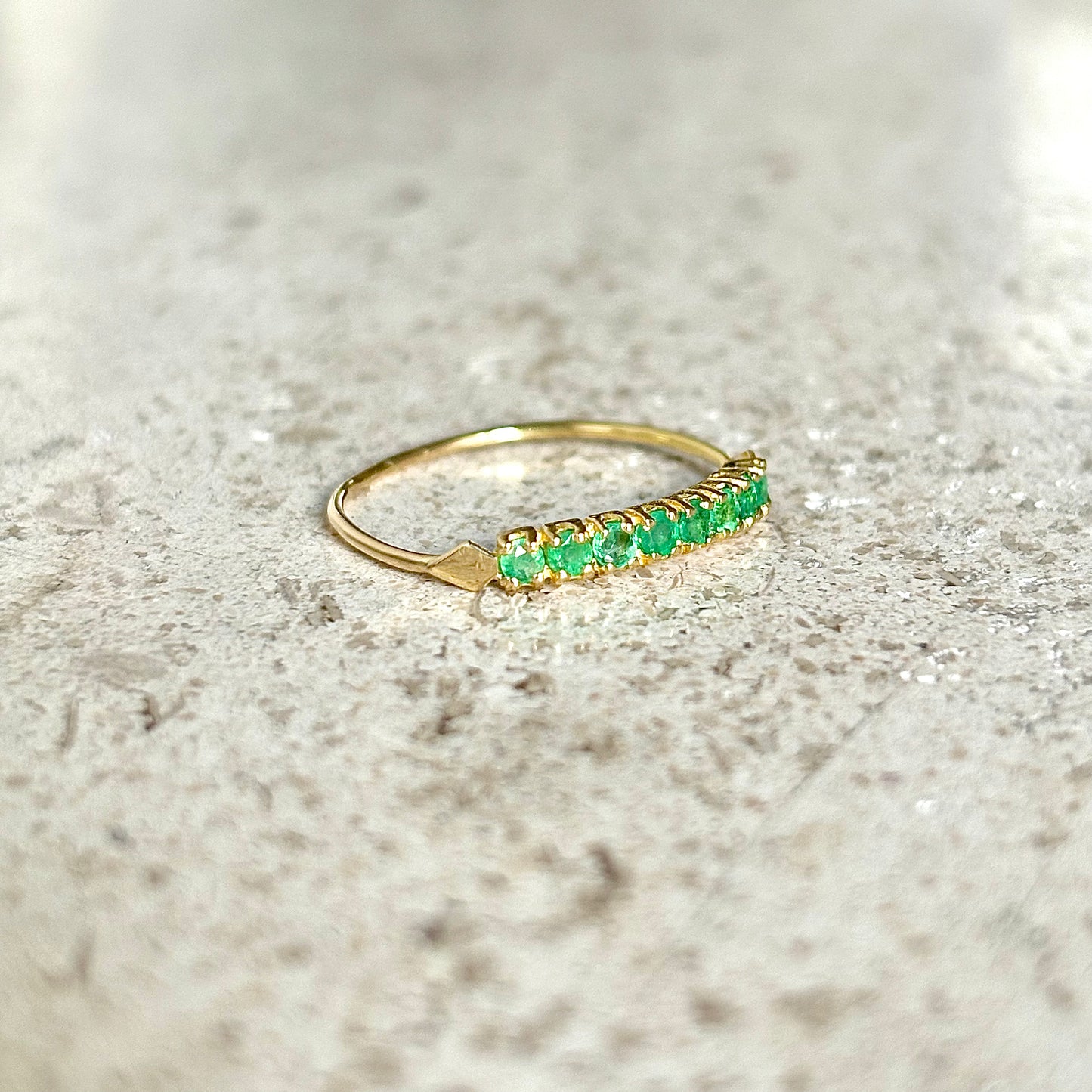 Bague Alliance - Or Jaune 750 & Émeraudes