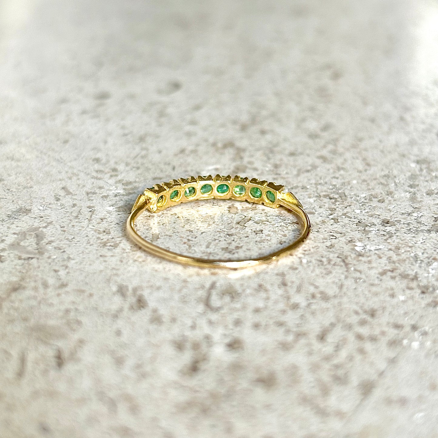 Bague Alliance - Or Jaune 750 & Émeraudes