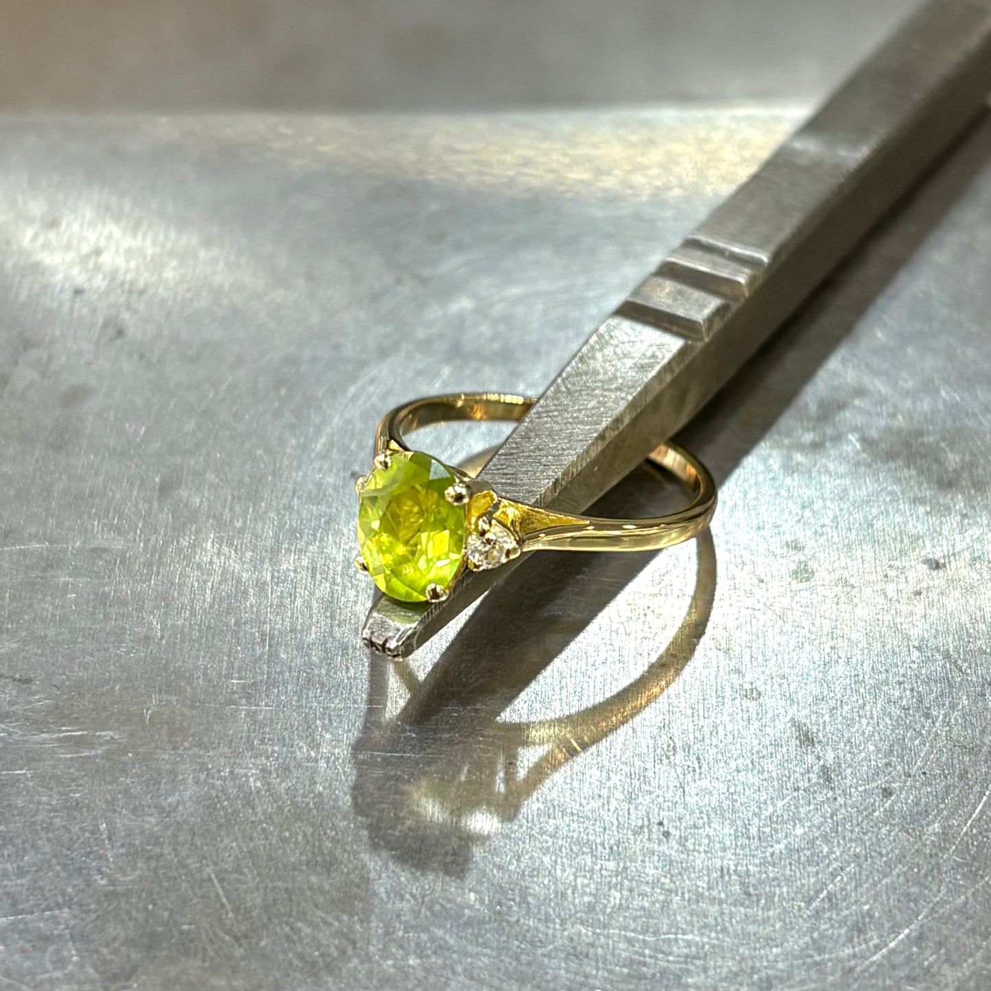 Bague Trilogie - Or Jaune 750 Péridot & Diamants