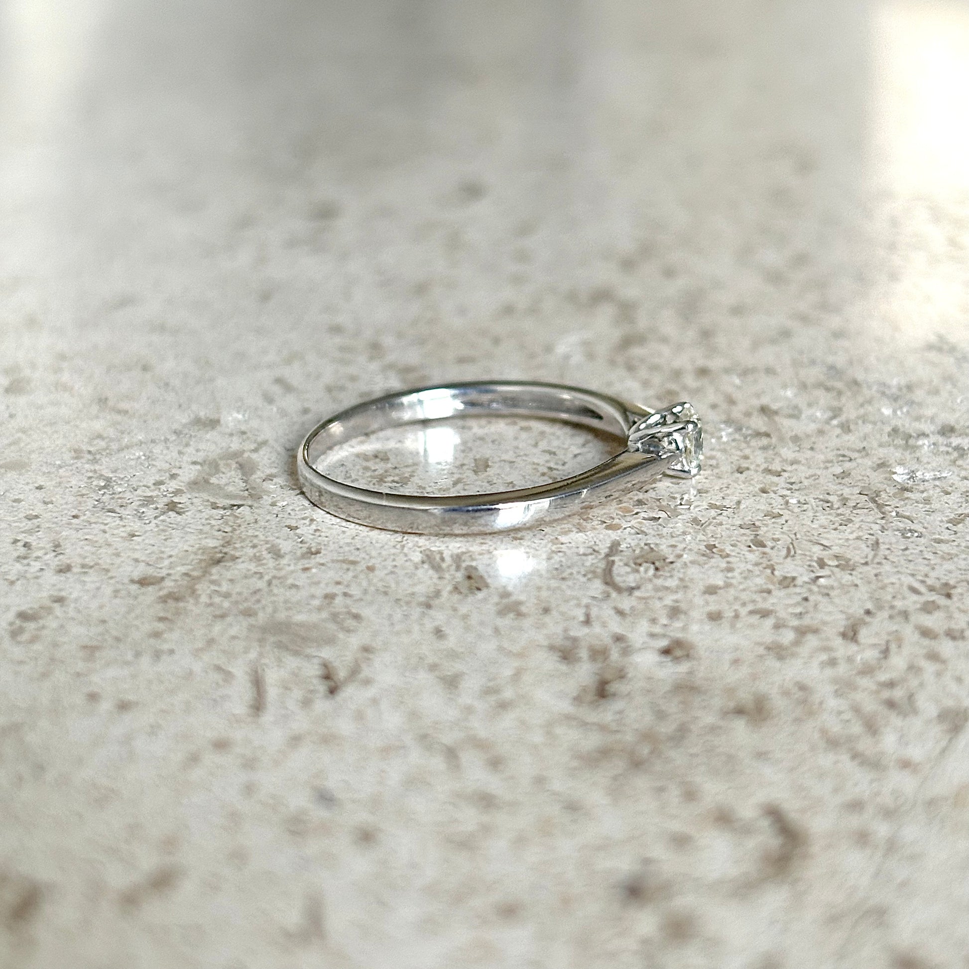Bague Solitaire - Or Blanc 750 & Diamant