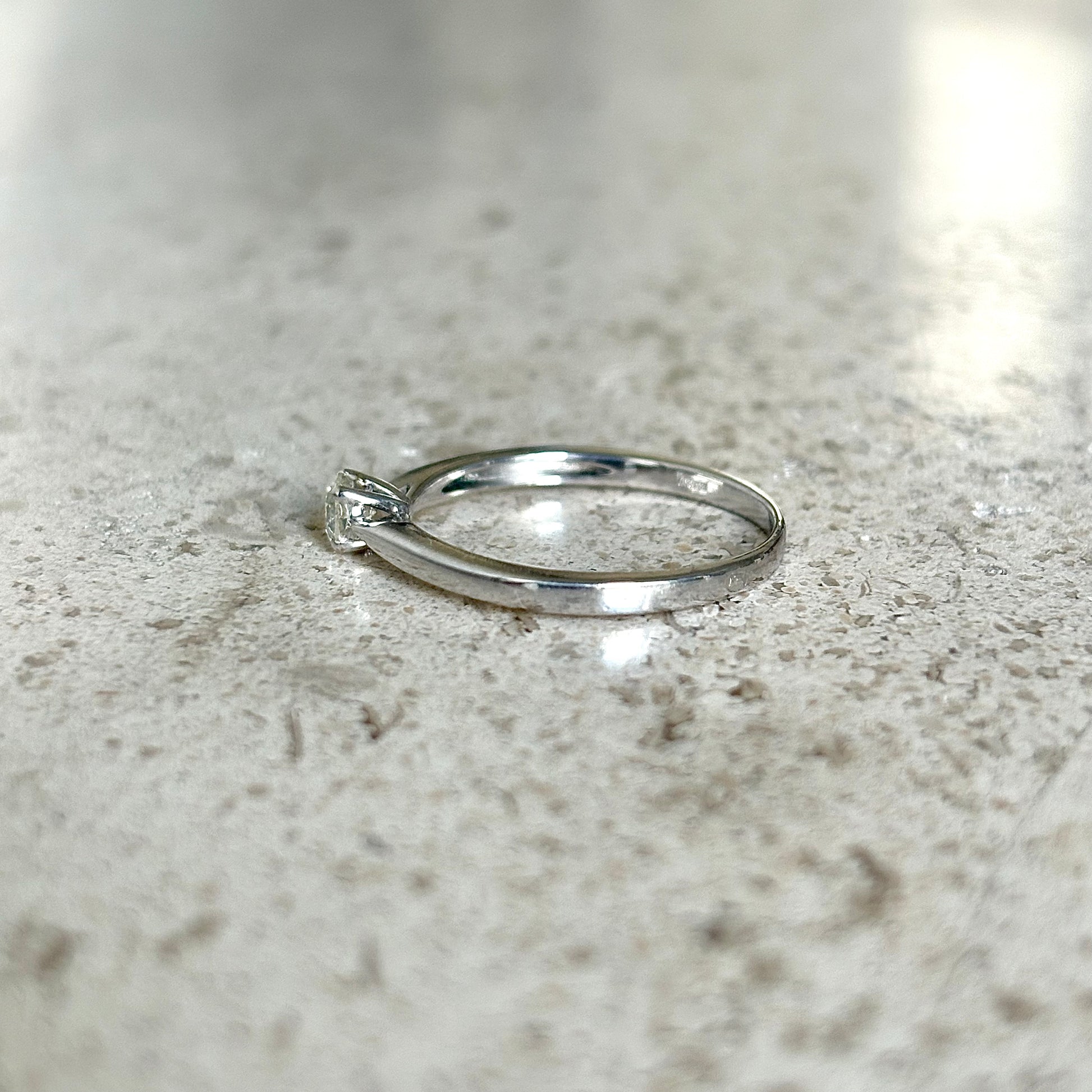 Bague Solitaire - Or Blanc 750 & Diamant
