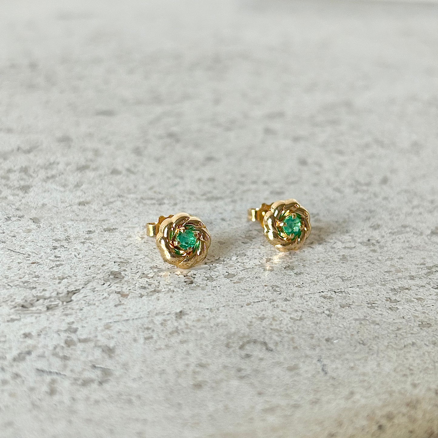 Boucles D'oreilles Florales - Or Jaune 750 & Émeraudes