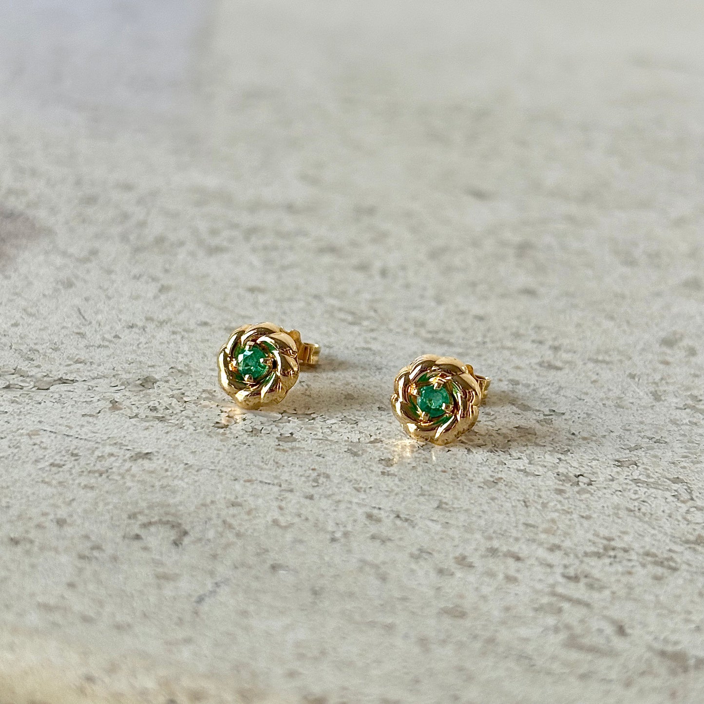 Boucles D'oreilles Florales - Or Jaune 750 & Émeraudes