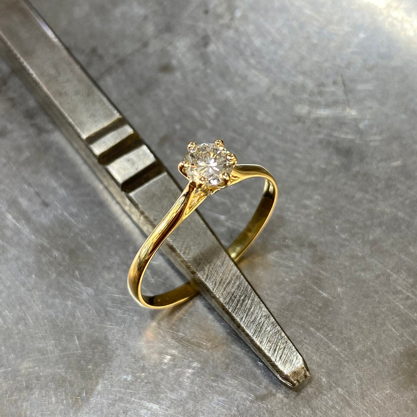 Bague Solitaire - Or Jaune 750 & Diamants