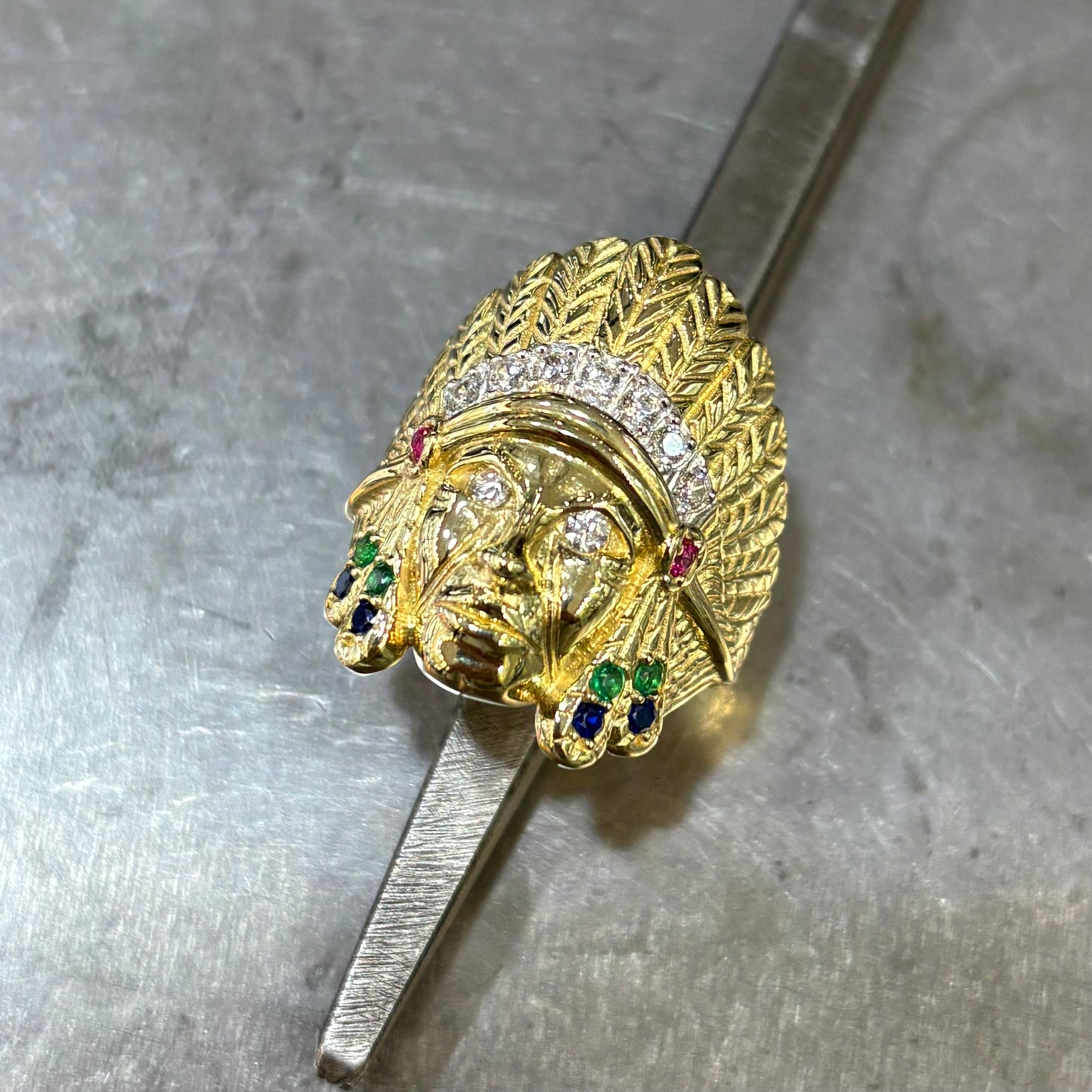 Bague Chevalière Tête D'Indien - Or Jaune 750