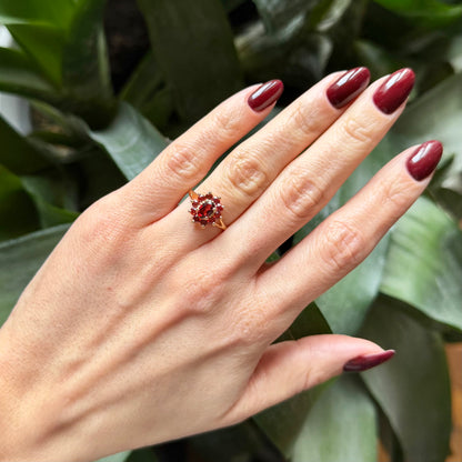 Bague Marguerite  - Or Jaune 750 & Grenats