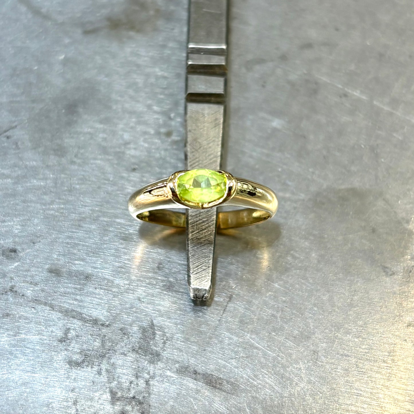 Bague Jonc - Or Jaune 750 & Péridot