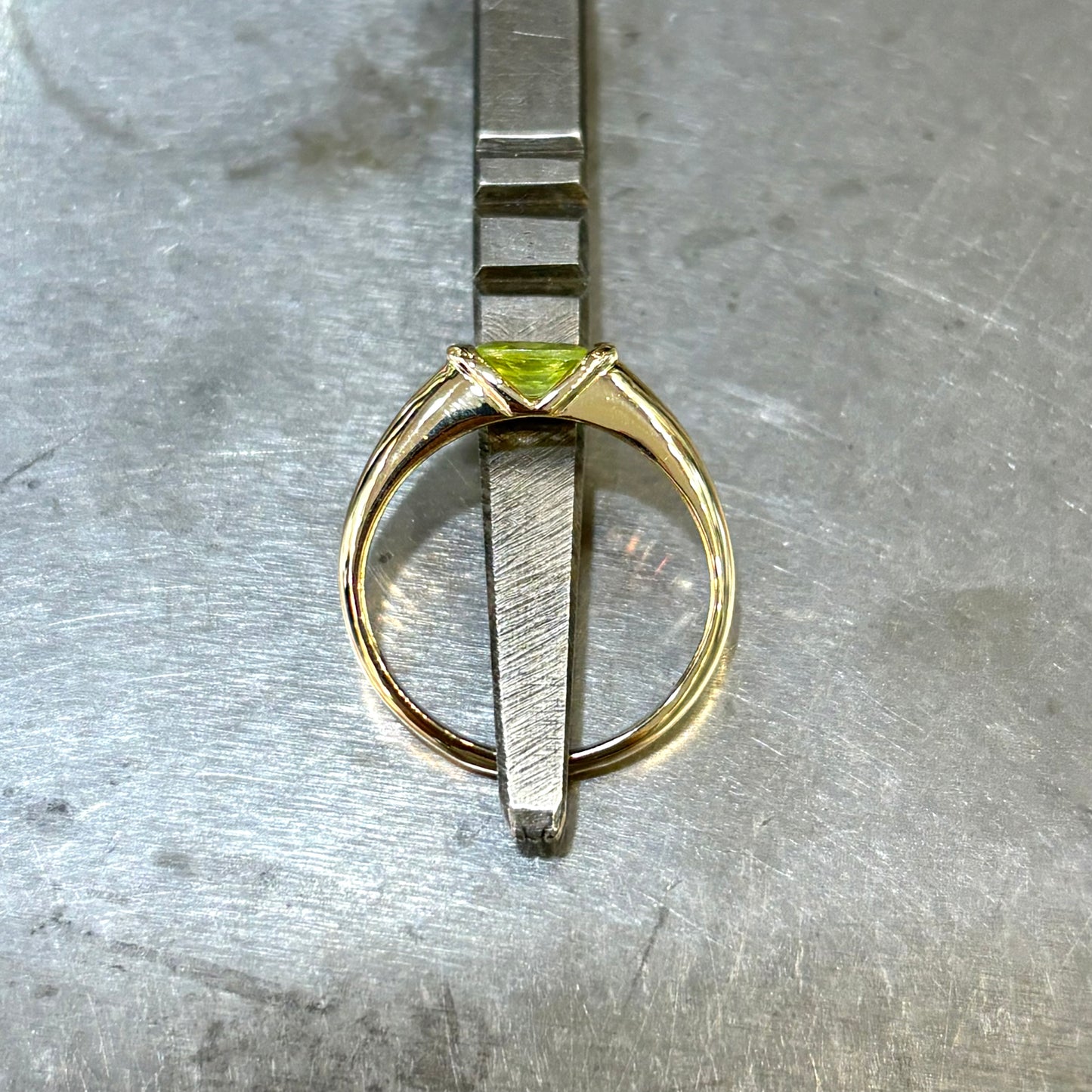 Bague Jonc - Or Jaune 750 & Péridot