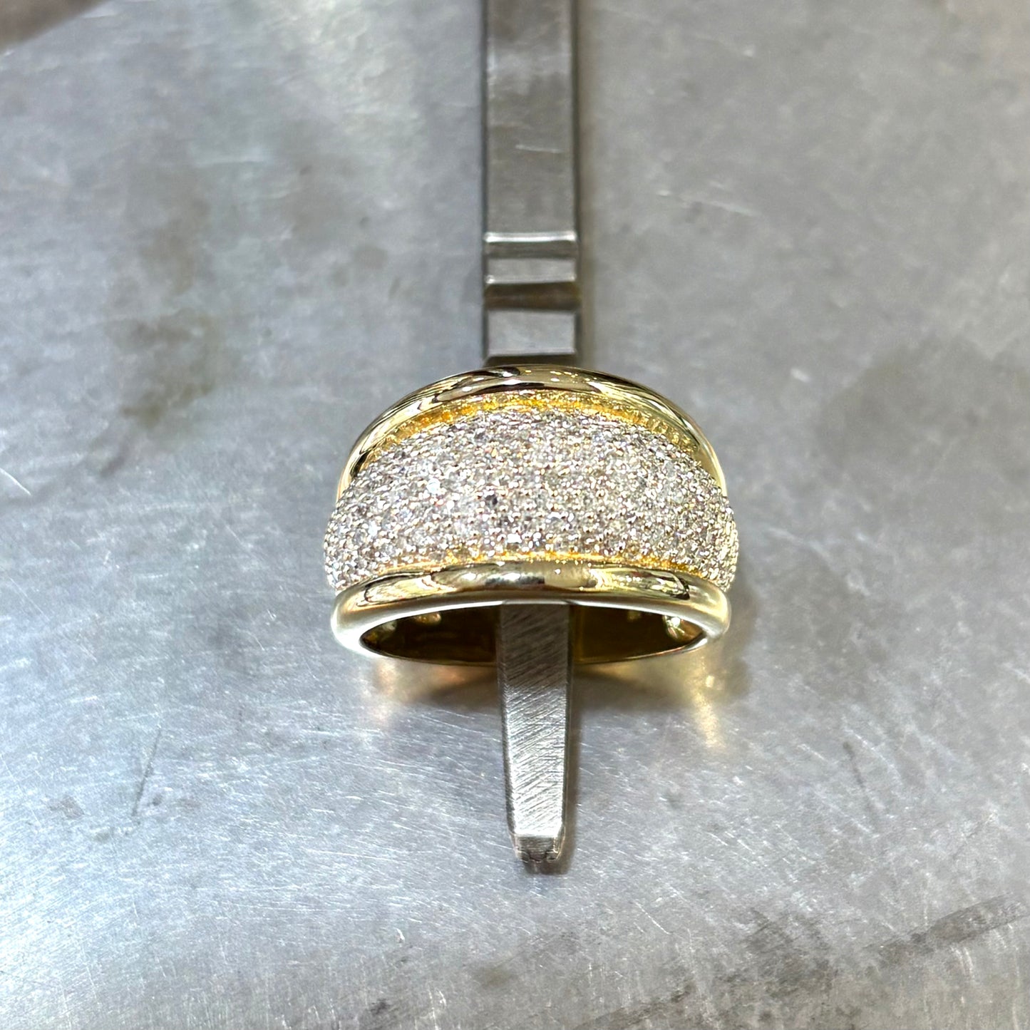 Bague Jonc Pavée - Or Jaune 750 & Diamants