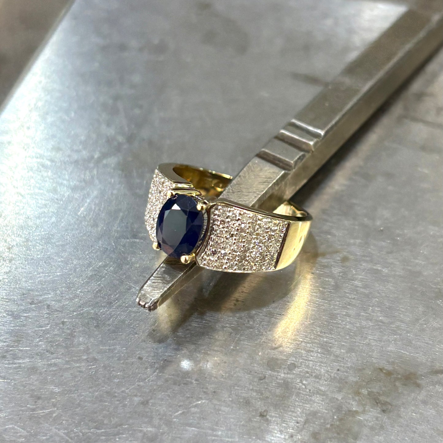 Bague Jonc - Or Jaune 750 Saphir & Diamants