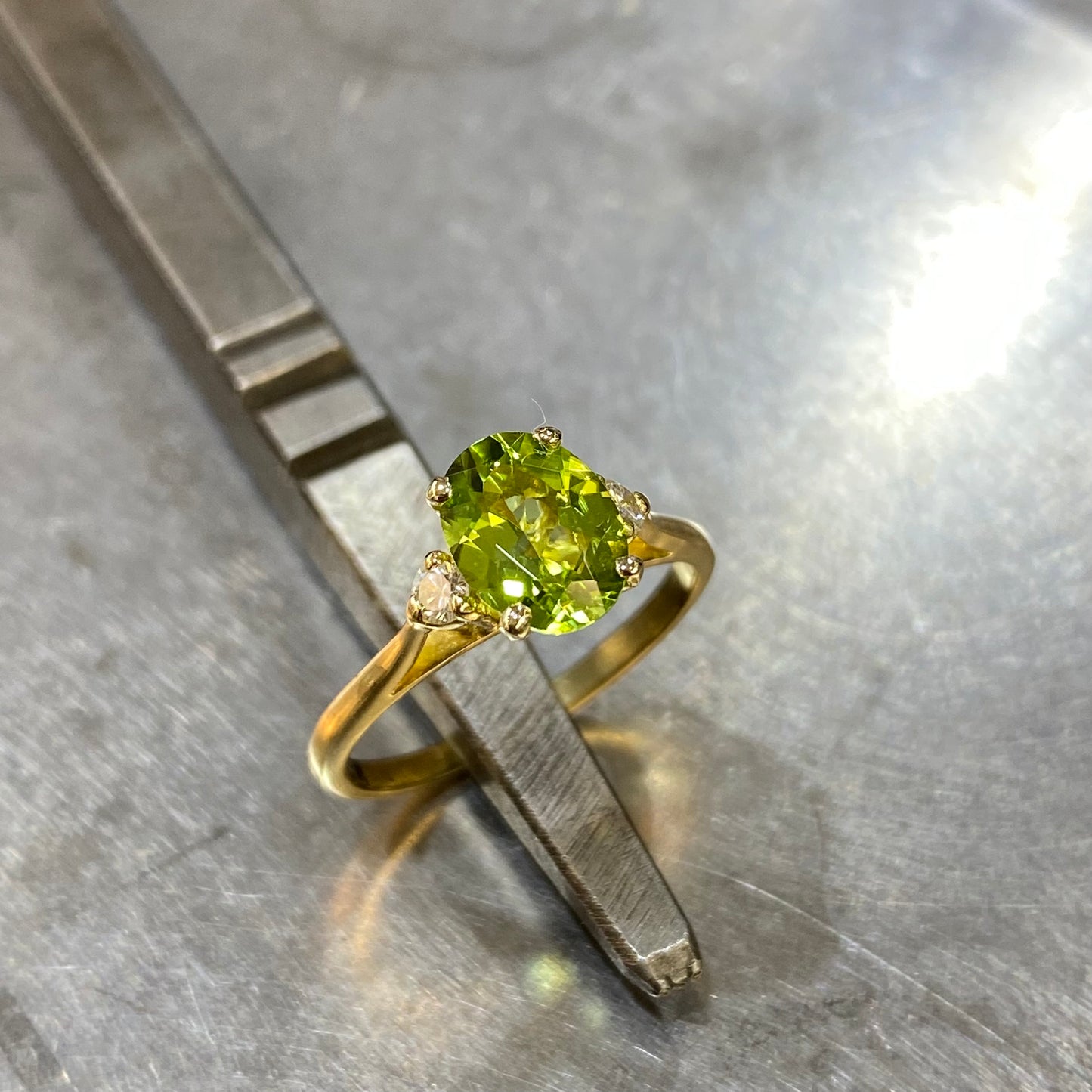 Bague Trilogie - Or Jaune 750 Péridot & Diamants