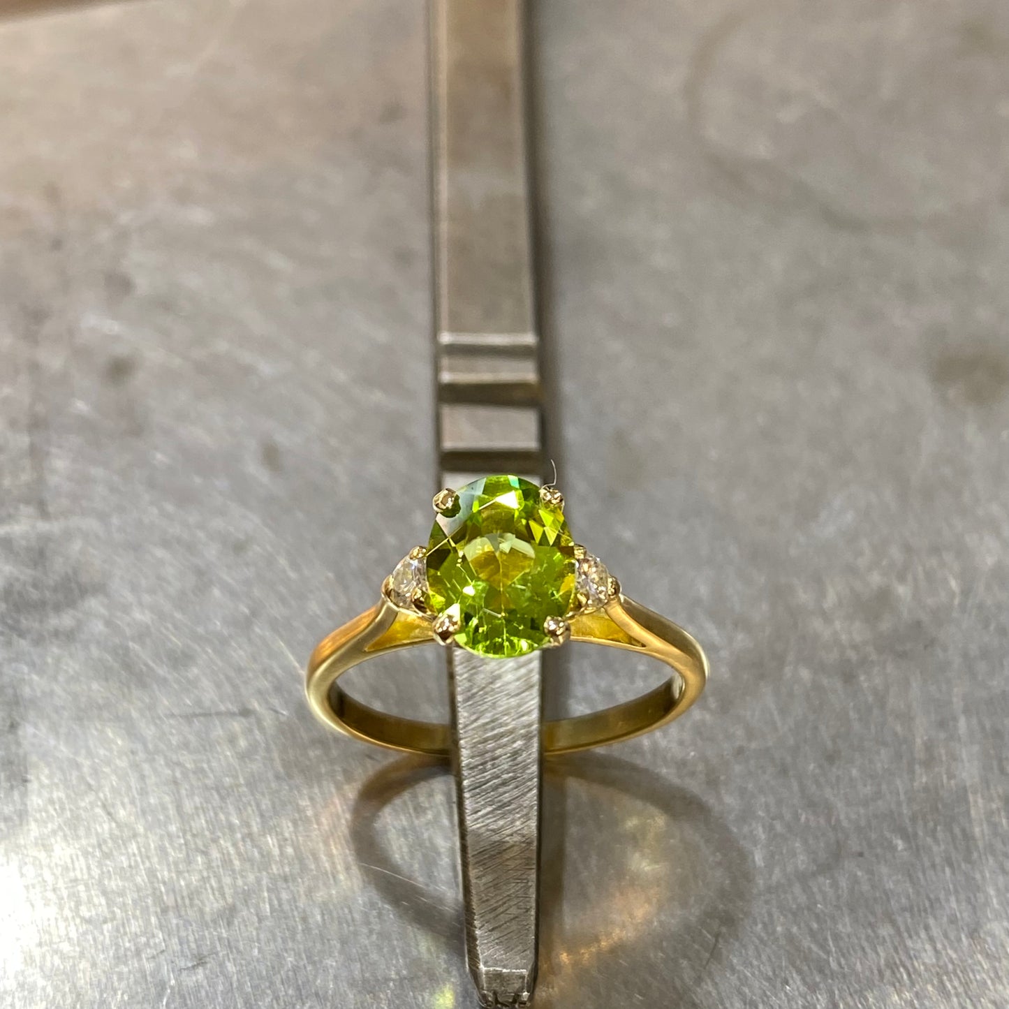 Bague Trilogie - Or Jaune 750 Péridot & Diamants