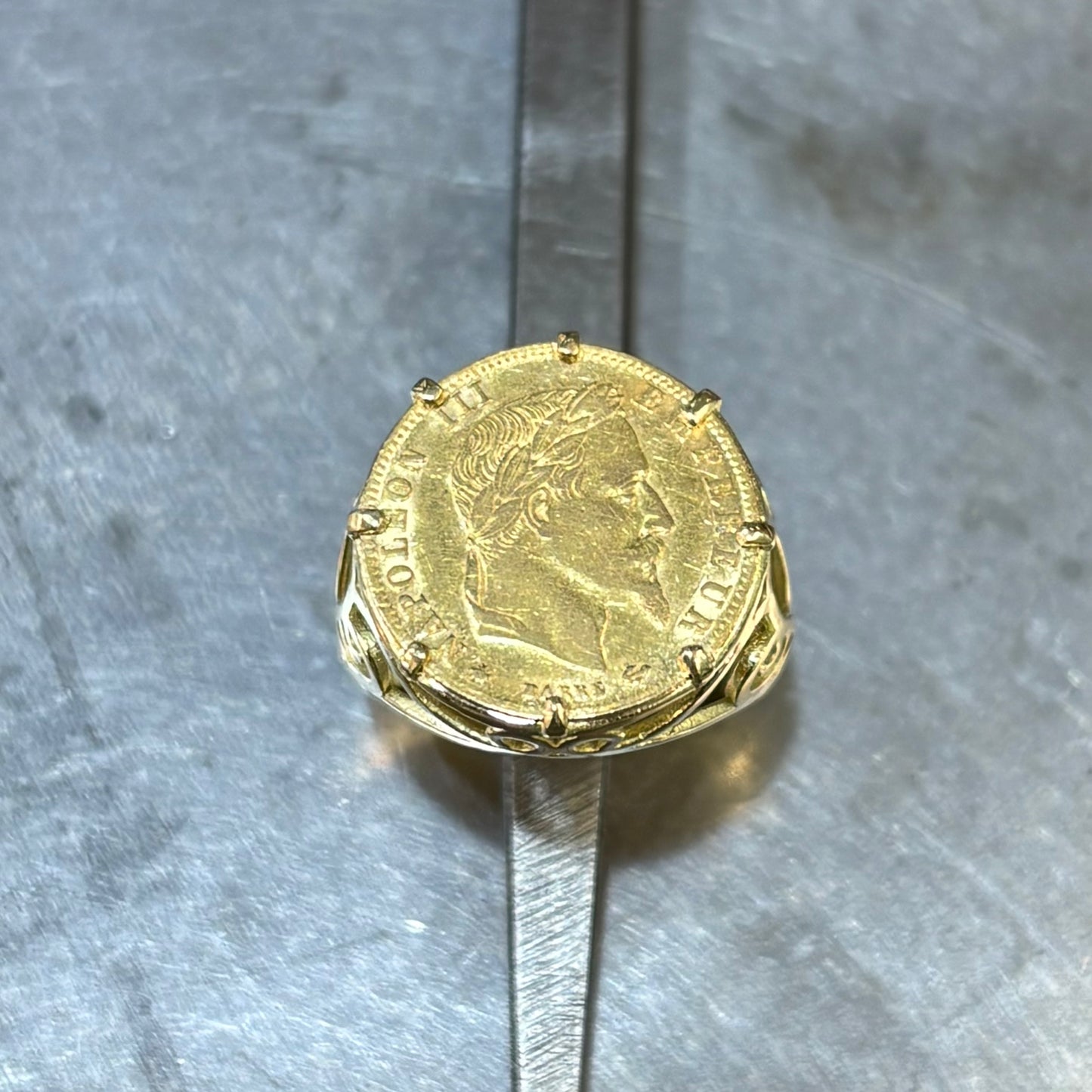 Bague Chevalière Pièce - Or Jaune 750 & Pièce Or 5 Francs Napoléon