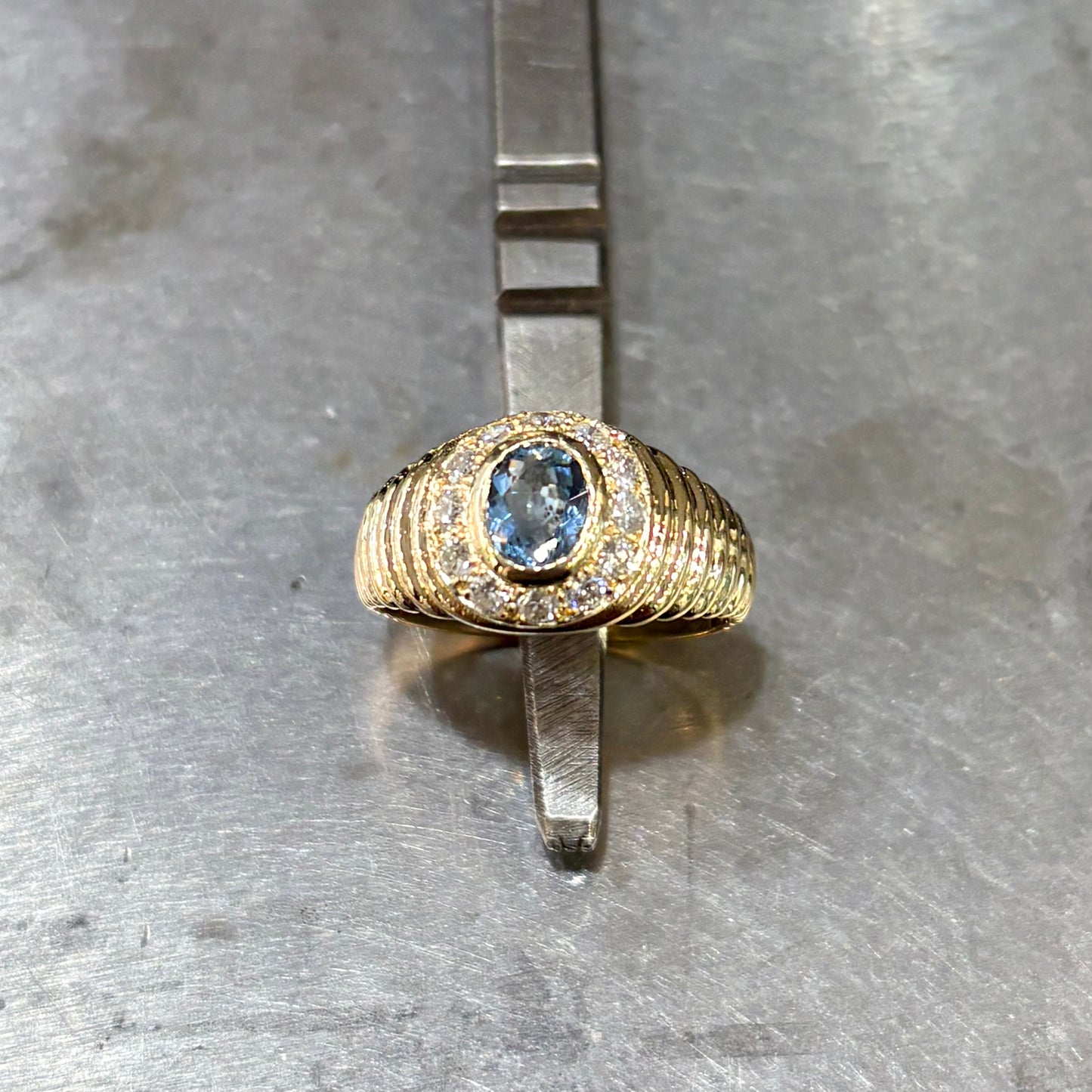 Bague Jonc - Or Jaune 750 Aigue-Marine & Diamants