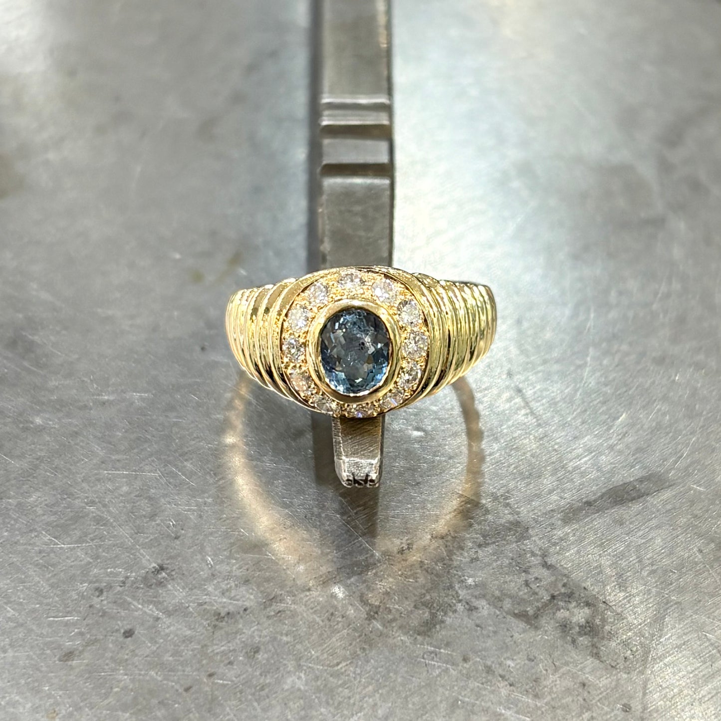 Bague Jonc - Or Jaune 750 Aigue-Marine & Diamants