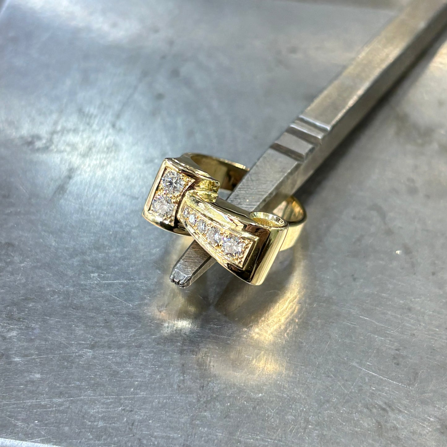 Bague Tank - Or Jaune 750 & Diamants