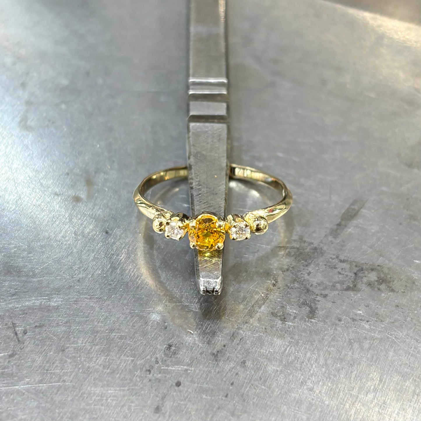 Bague Ponyo - Or Jaune 750 Saphir Jaune & Diamants