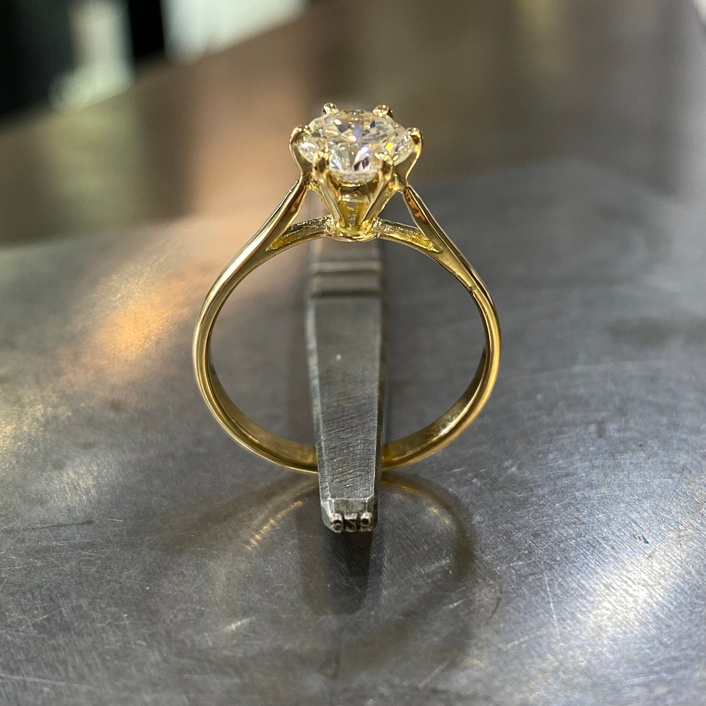 Bague Solitaire - Or Jaune 750 & Diamant