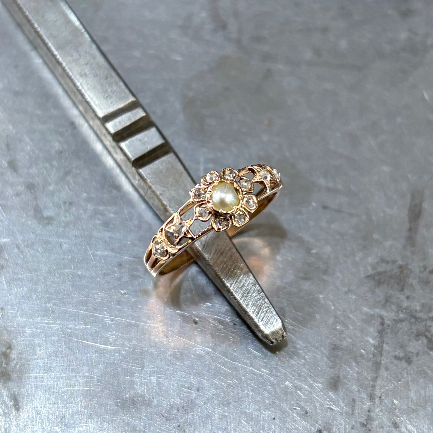 Bague Vintage - Or Rose 750 Perle Naturelle & Diamants