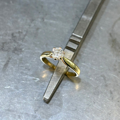Bague Solitaire - Or Jaune 750 & Diamant