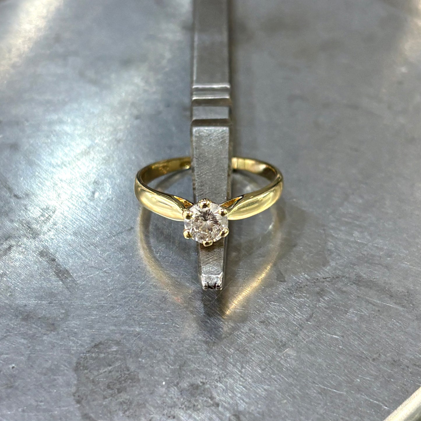 Bague Solitaire - Or Jaune 750 & Diamant