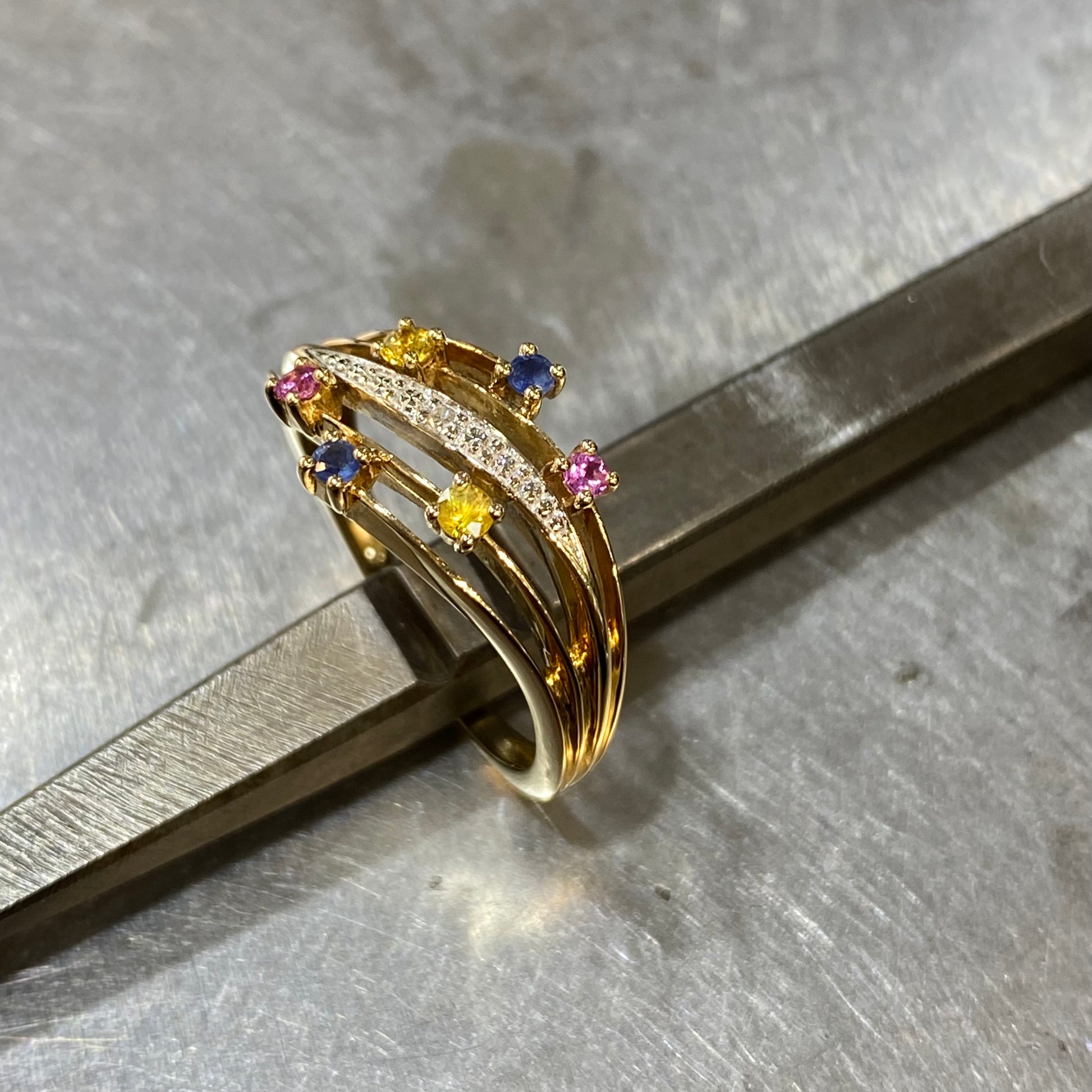 Bague - Or Jaune 750 Saphirs & Diamants Occasion