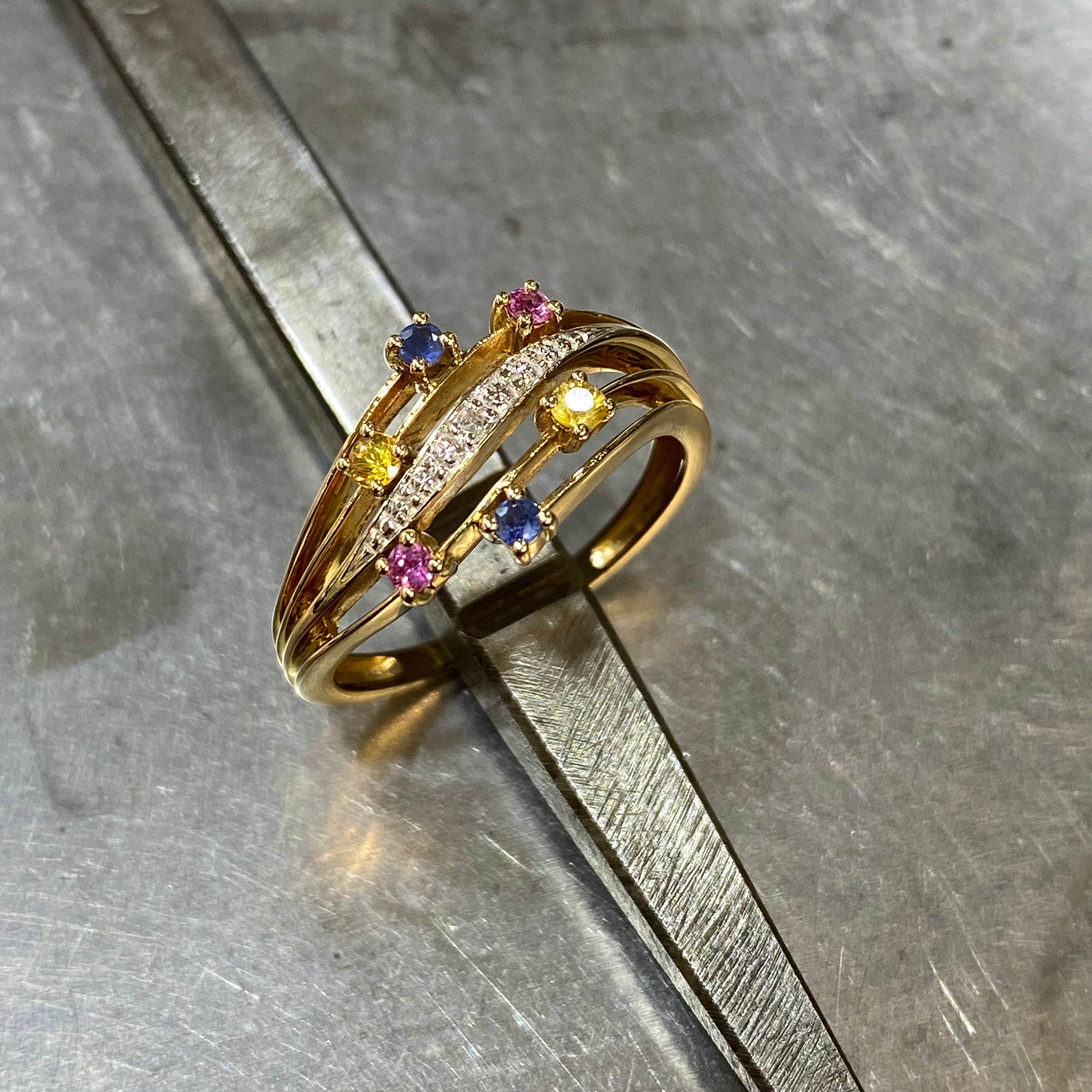 Bague - Or Jaune 750 Saphirs & Diamants Occasion