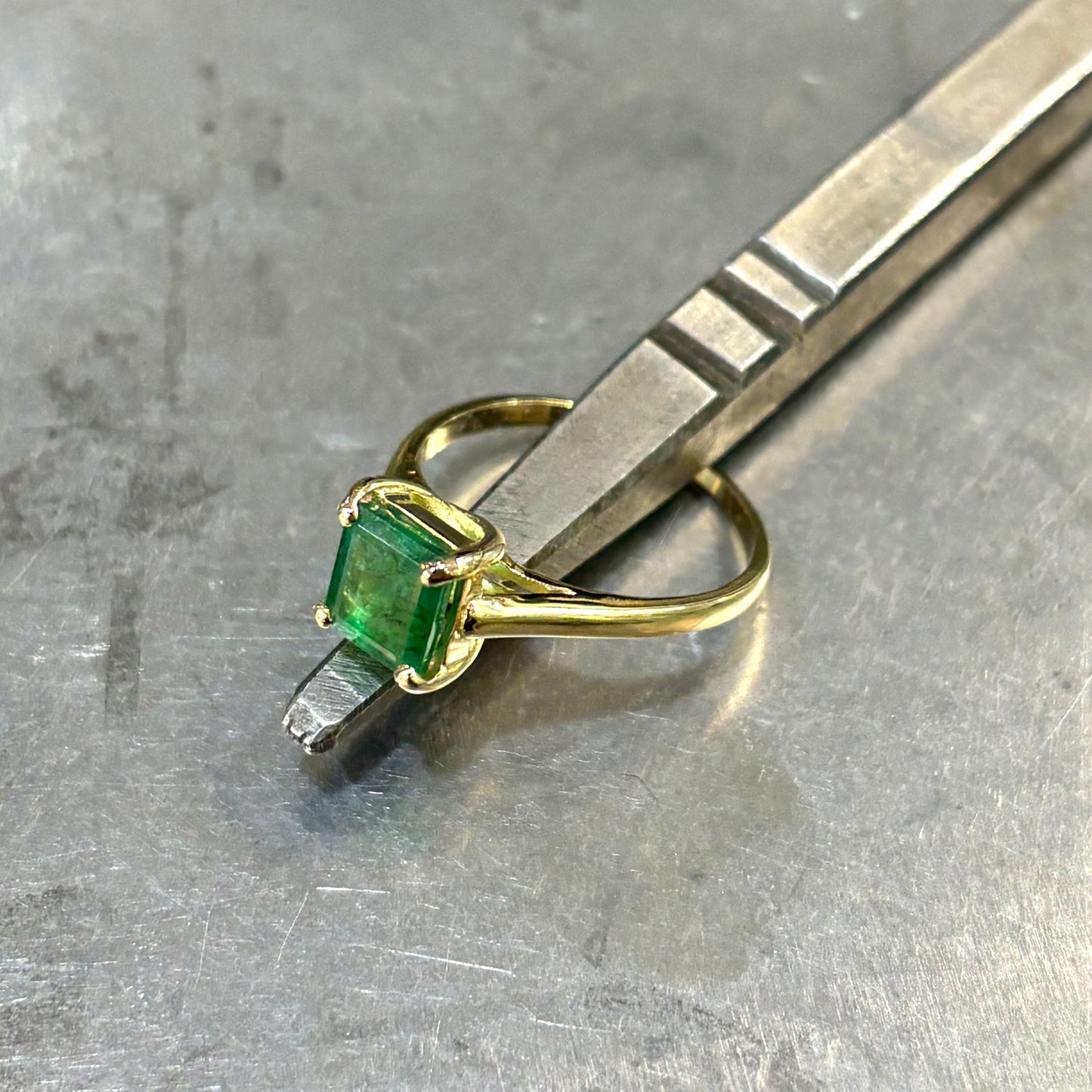 Bague Lapuna - Or Jaune 750 & Émeraude