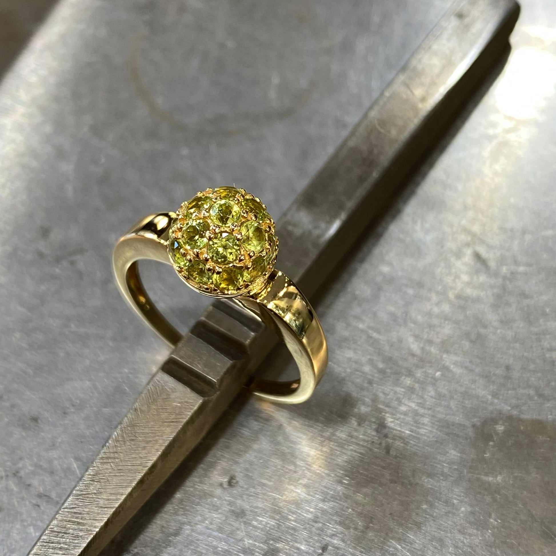 Bague - Or Jaune 750 & Péridots Occasion