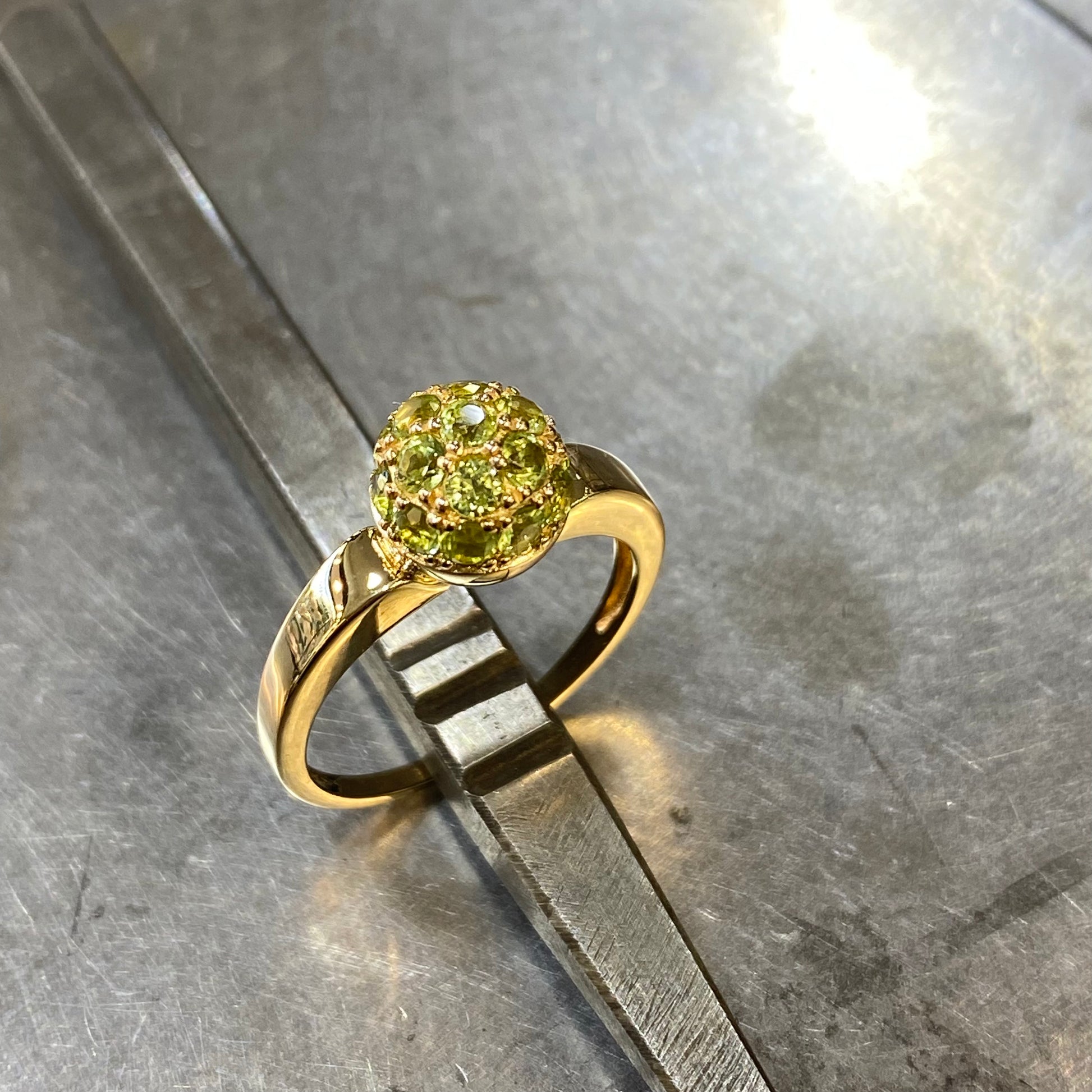 Bague - Or Jaune 750 & Péridots Occasion