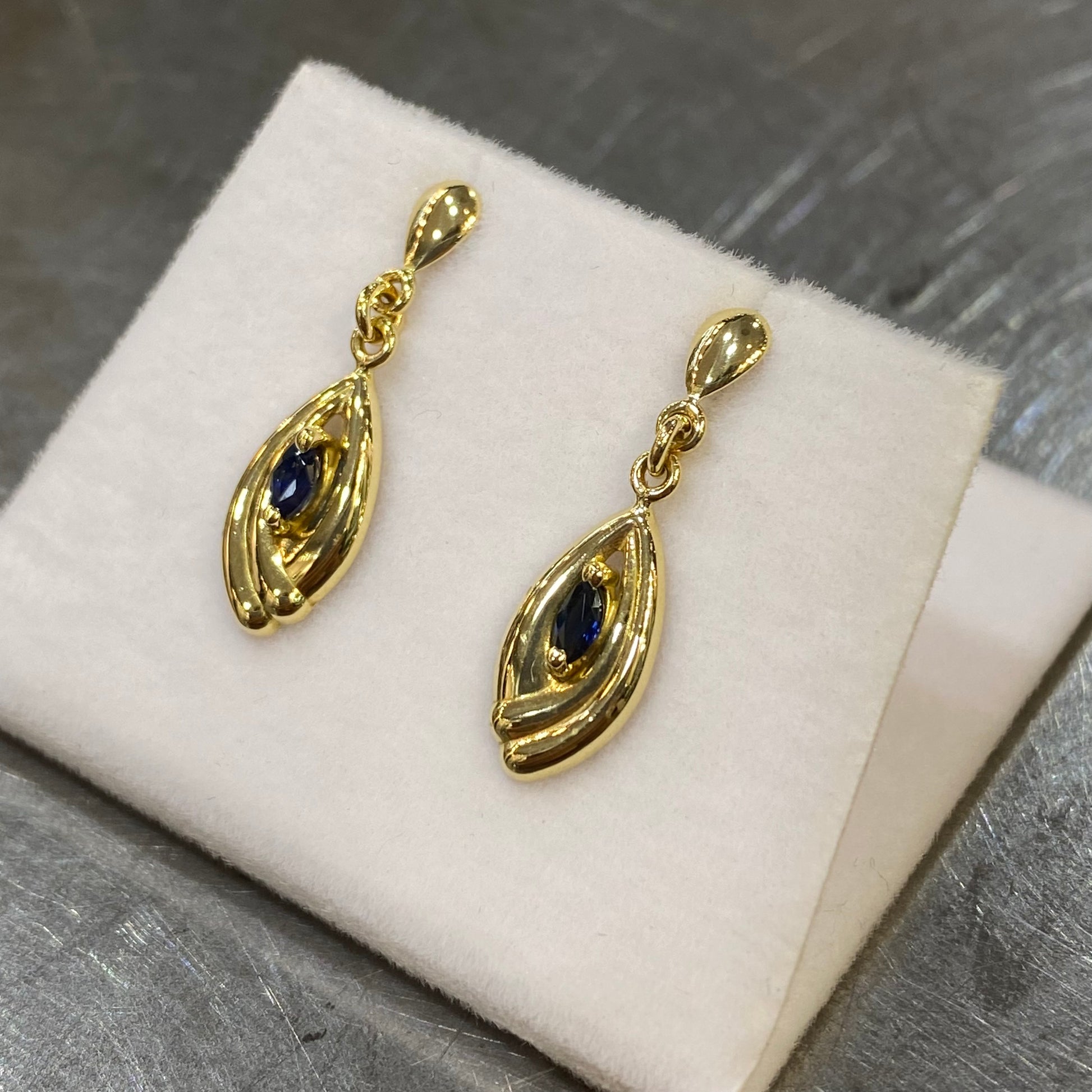 Boucles D'Oreilles - Or Jaune 750 & Saphirs Occasion