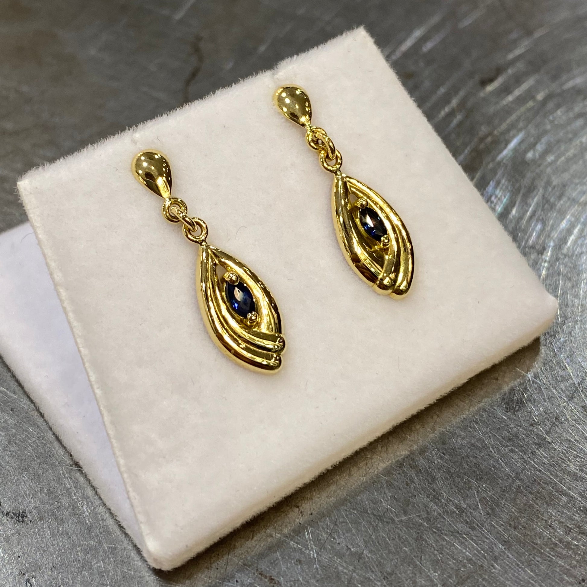 Boucles D'Oreilles - Or Jaune 750 & Saphirs Occasion