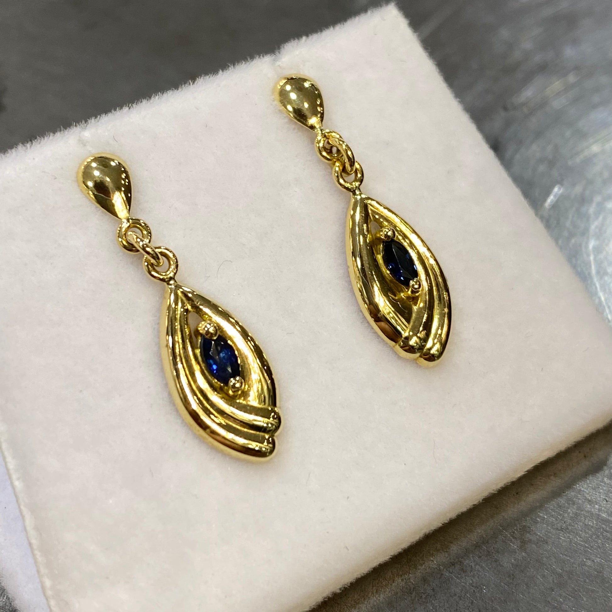 Boucles D'Oreilles - Or Jaune 750 & Saphirs Occasion