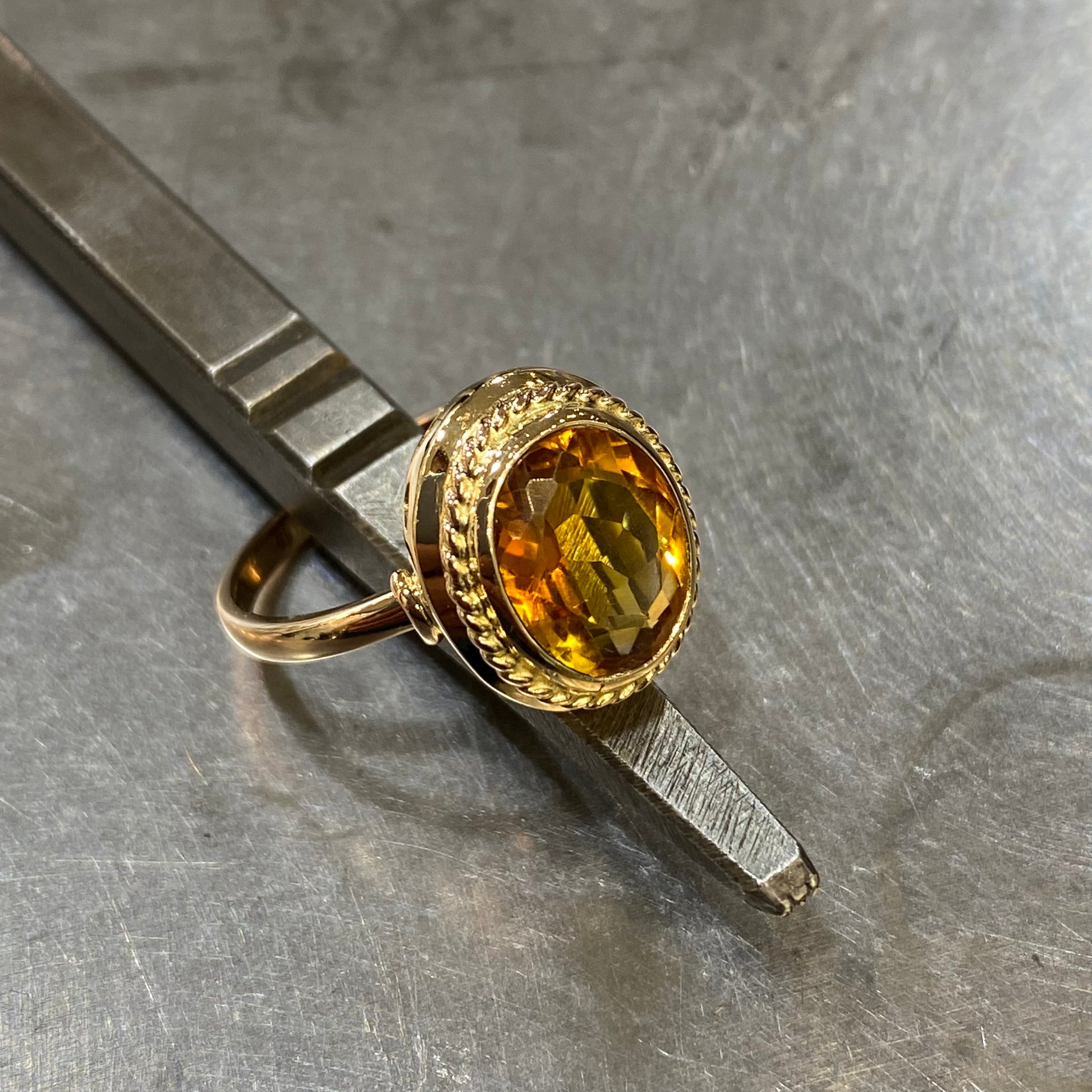 Bague Vintage - Or jaune 750 & Citrine Occasion