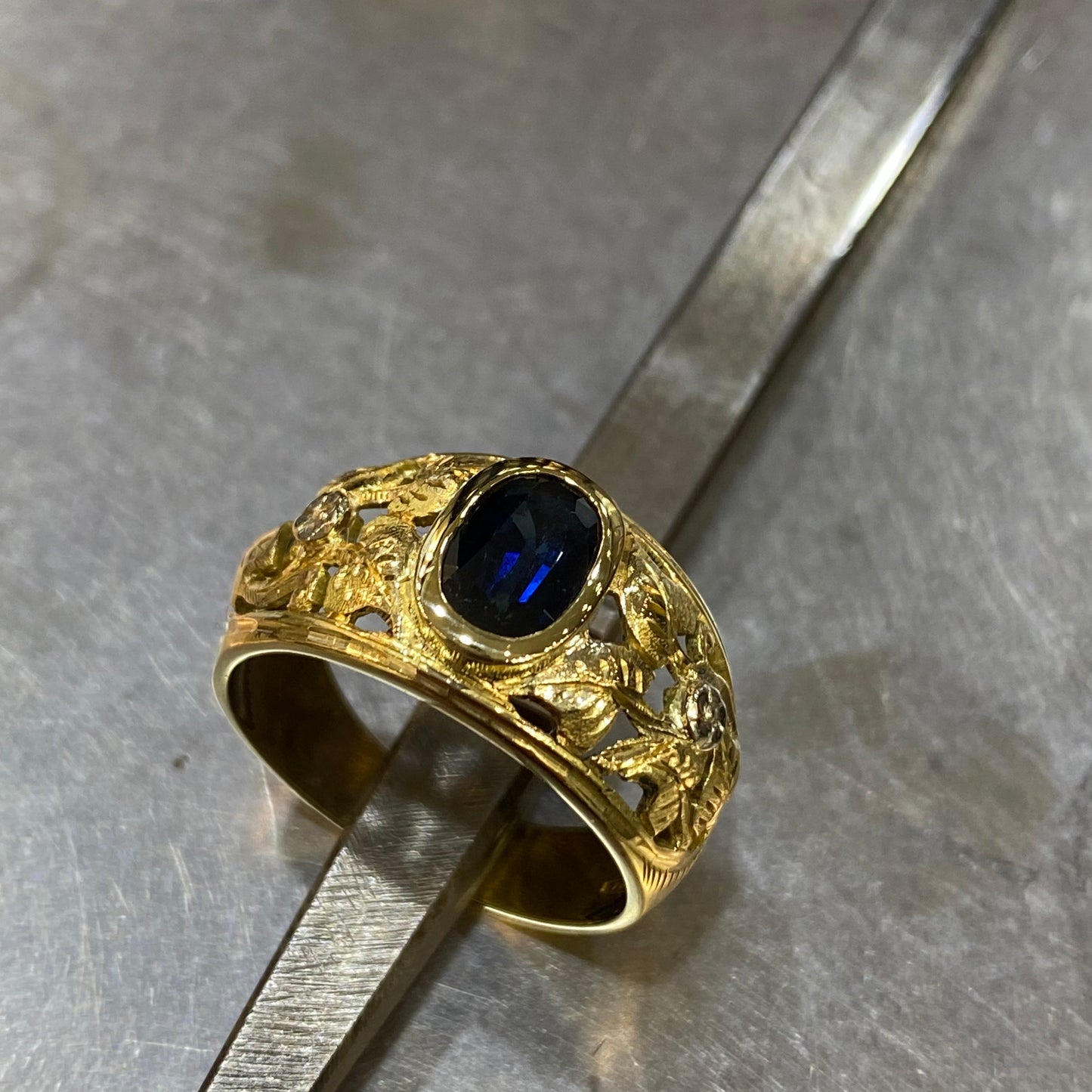 Bague - Or Jaune 750 & Saphir Occasion