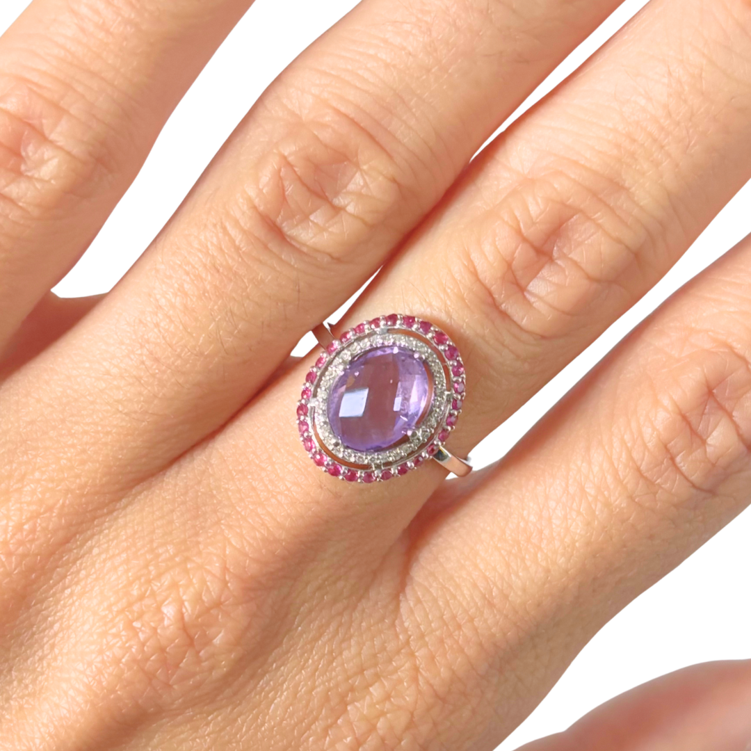 Bague Entourage - Or Blanc 750 Améthyste, Diamants & Rubis