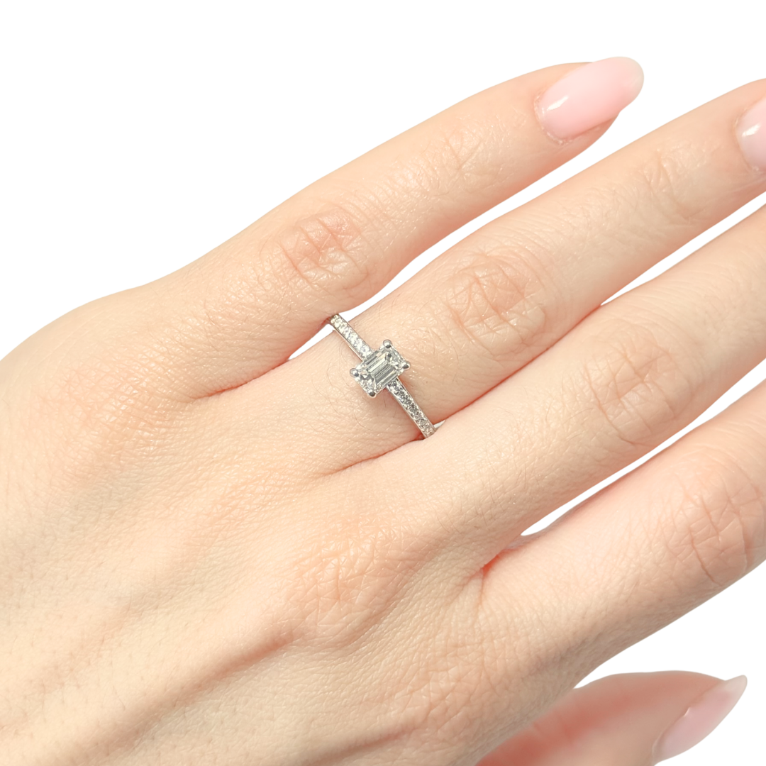 Bague Solitaire - Or Blanc 750 & Diamants