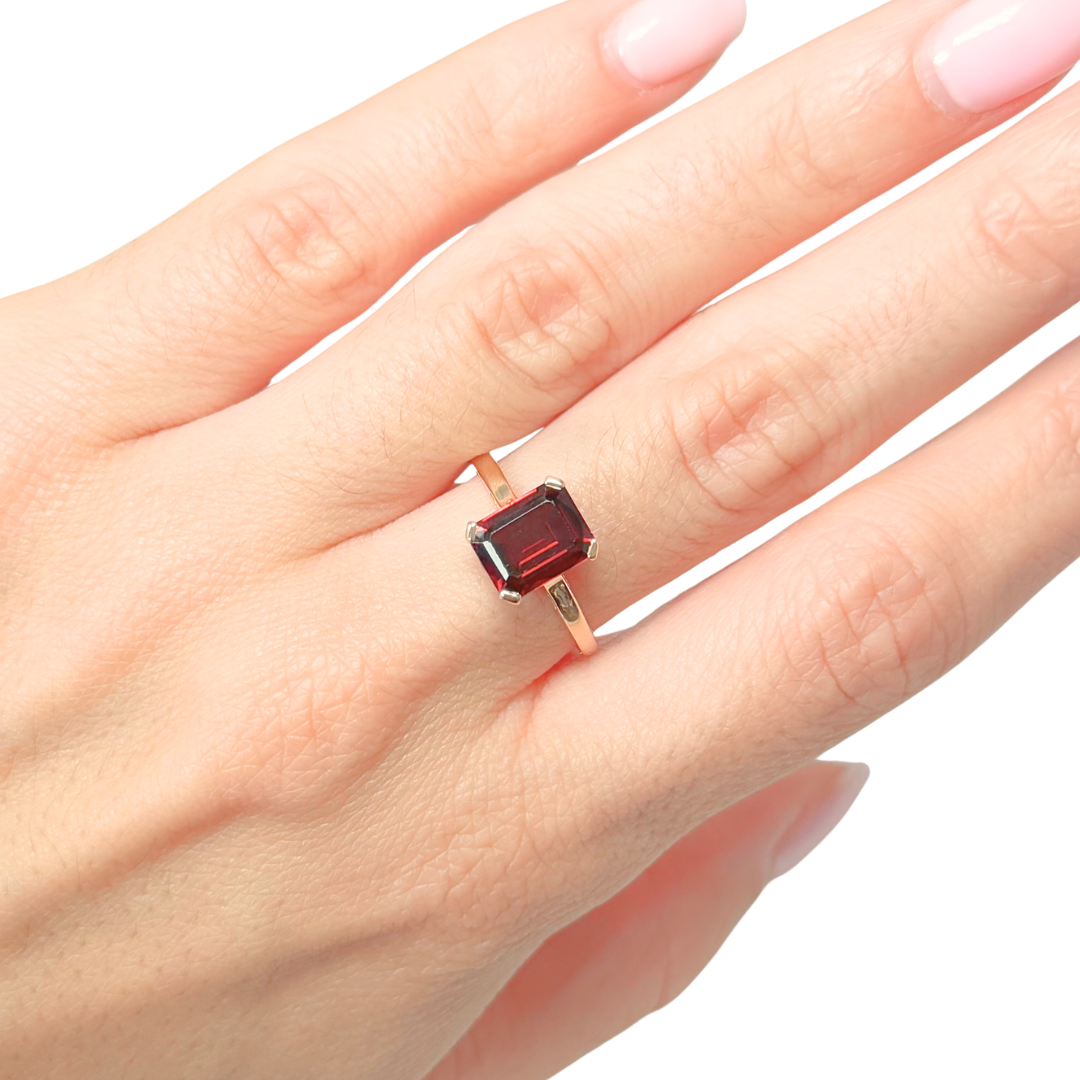 Bague Solitaire - Or Jaune 750 & Grenat