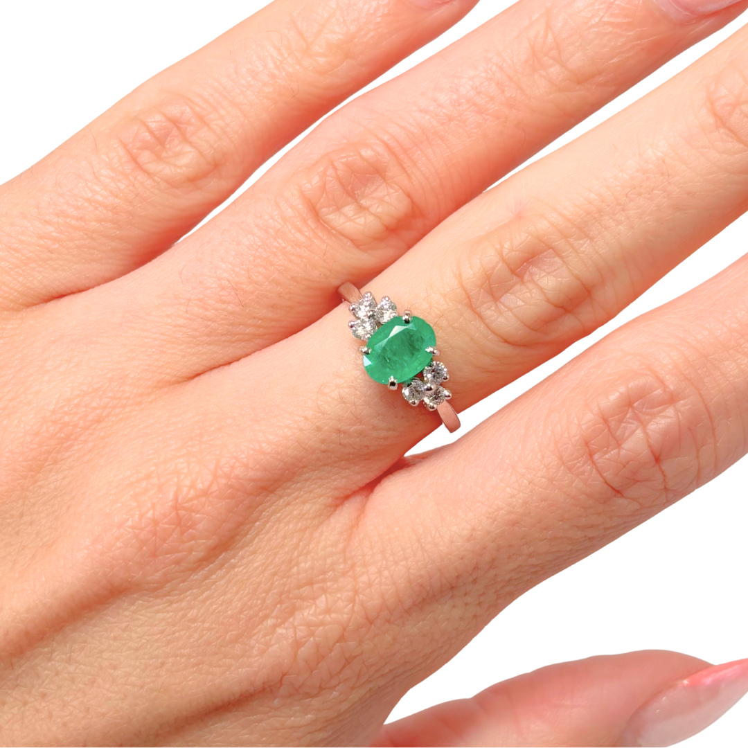 Bague Nausicaä Médium - Or Blanc 750 Émeraude & Diamants