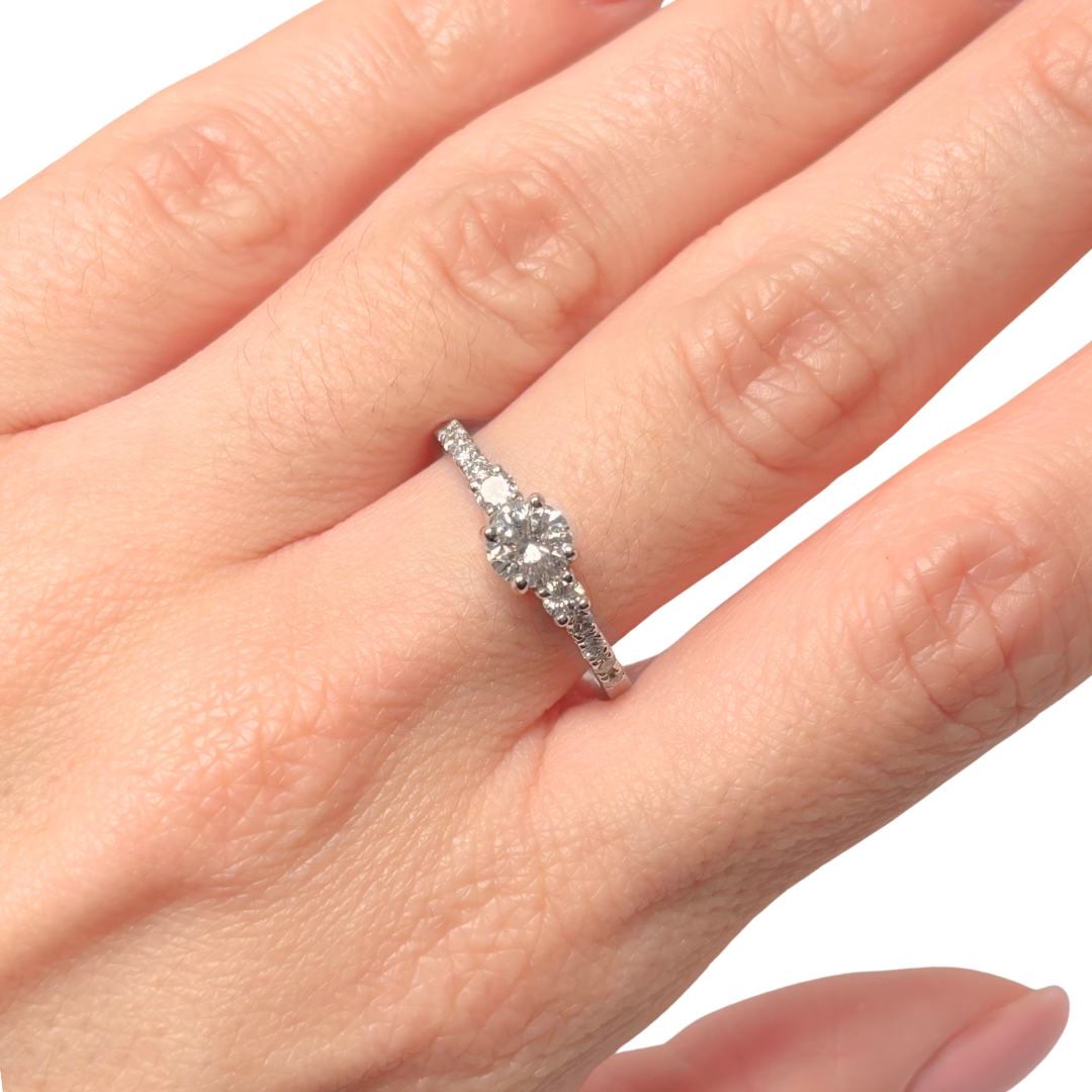 Bague Solitaire - Or Blanc 750 & Diamants