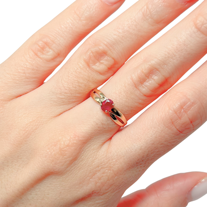 Bague Entrelacs - Or Jaune 750 & Rubis