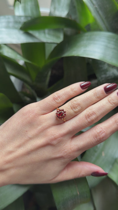 Bague Marguerite  - Or Jaune 750 & Grenats