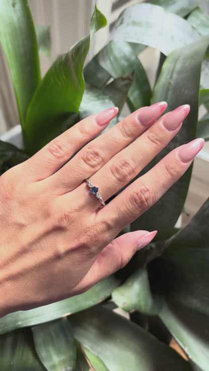 Bague Ponyo - Or Blanc 750 Saphir & Diamants