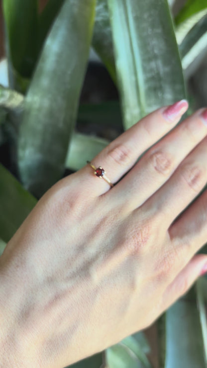 Bague Lapuna - Or Jaune 750 & Grenat