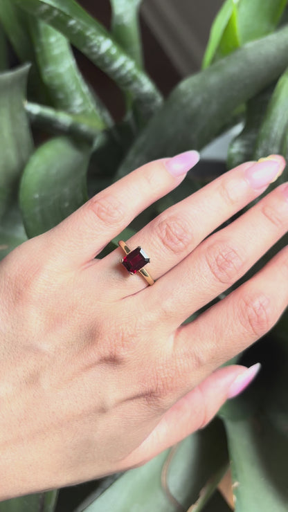 Bague Grenat - Or Jaune 750 & Grenat