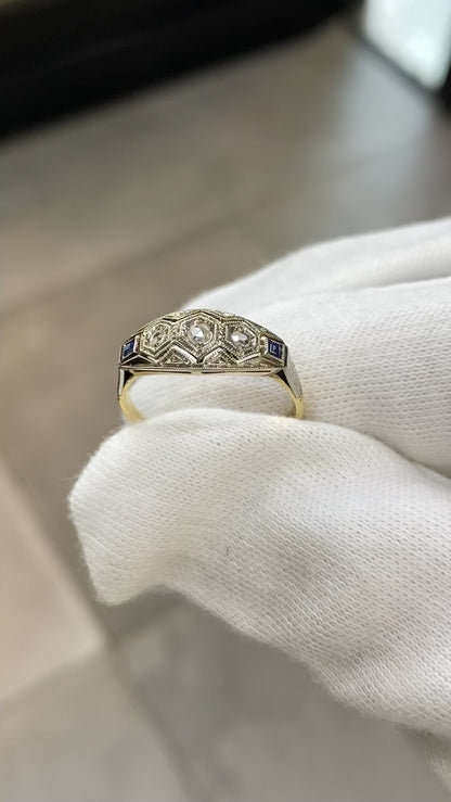 Art Deco Ring - 750 White Gold Diamonds &amp; Sapphires