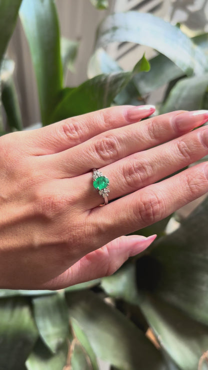 Bague Nausicaä Médium - Or Blanc 750 Émeraude & Diamants