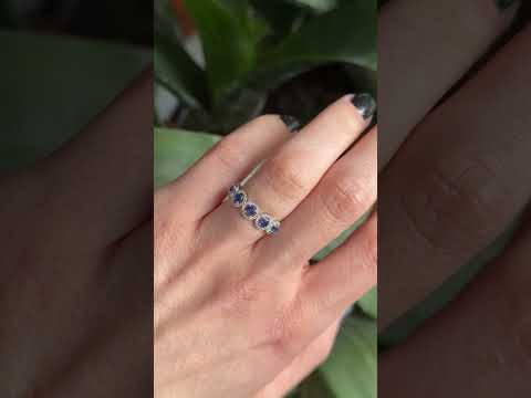 Bague Demi-Alliance Halo - Or Blanc 750 Saphirs & Diamants