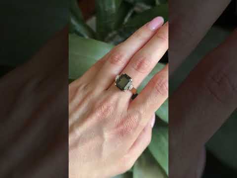 Cocktail Ring - 750 Yellow Gold Peridot & Diamonds